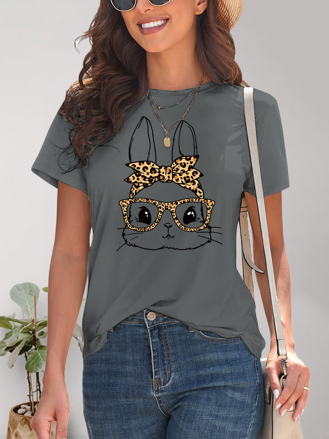 Rabbit Graphic Round Neck Short Sleeve T-Shirt